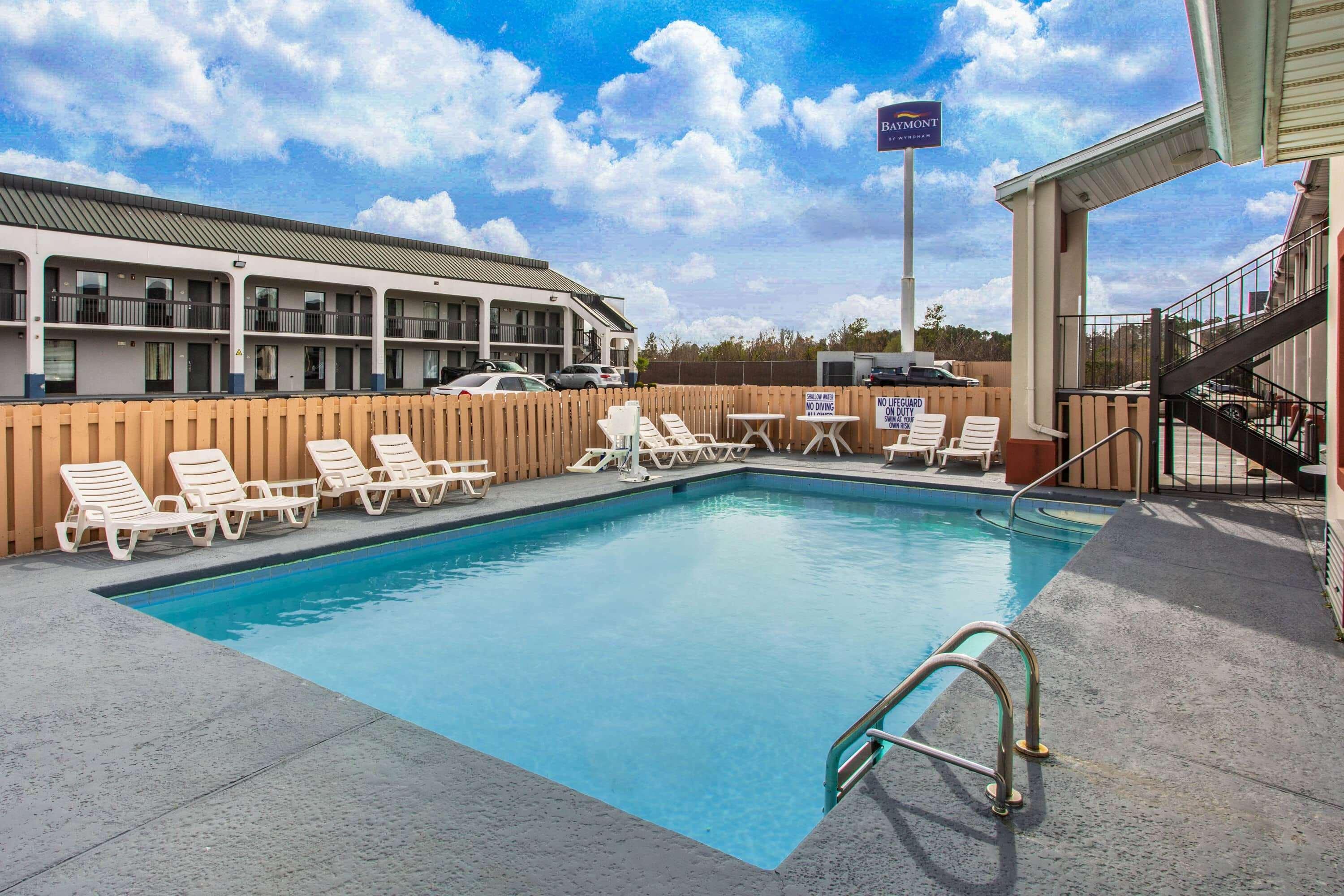 Super 8 Florence South Carolina Exterior photo